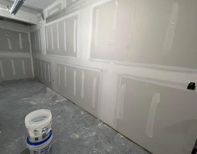 R5 Drywall Repair & Painting 5