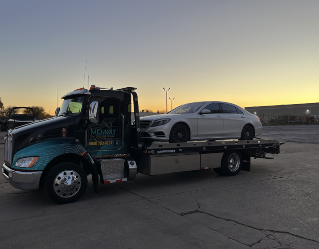 Midway Towing & Wrecker – Arlington 3