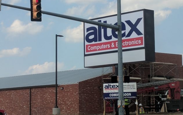 Altex Computers & Electronics 6