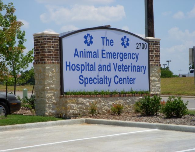 Animal Emergency Hospital of North Texas 4