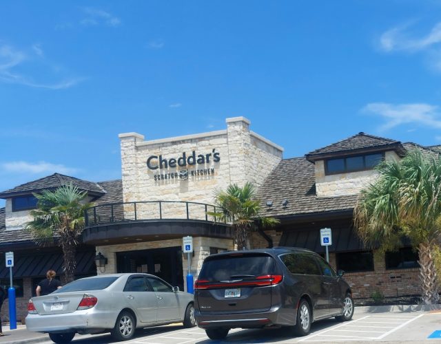 Cheddar’s Scratch Kitchen 6