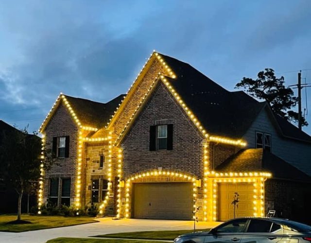 Elite Christmas Lights Install 5