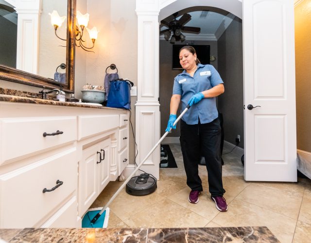 Executive Touch Cleaning Service, LLC 4