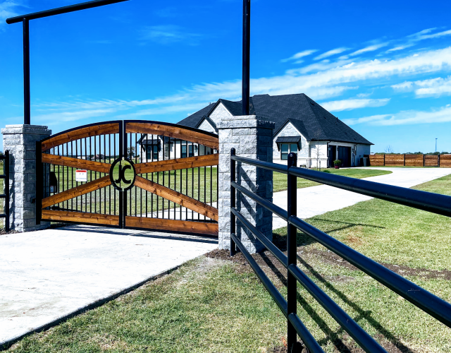 Friesen Fence and Outdoor LLC 5