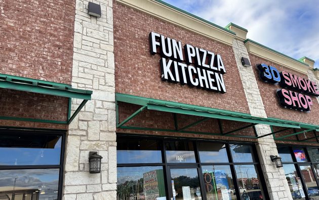 Fun Pizza Kitchen 6