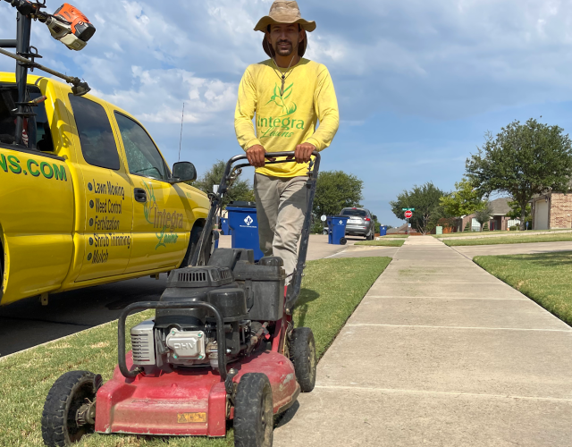 Integra Pest & Lawn Burleson TX 5