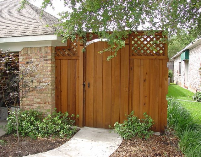 Iron Wood Fence and Gate 3