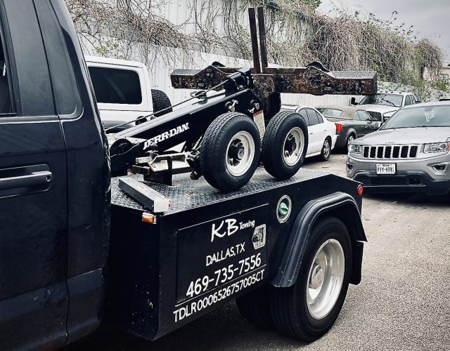 KB Towing Service Garland 3