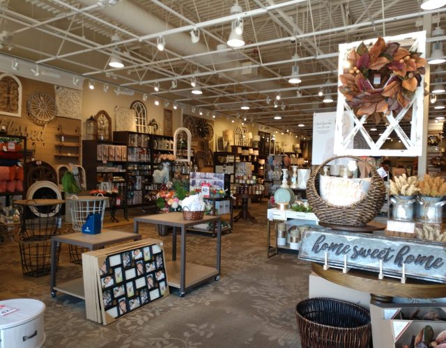 Kirkland's Waxahachie, TX: Your Ultimate Shopping Destination