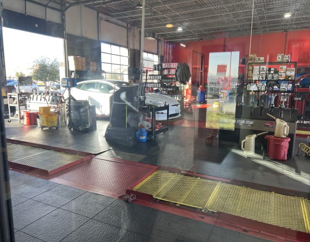 Kwik Kar Oil Change & Auto Care 2