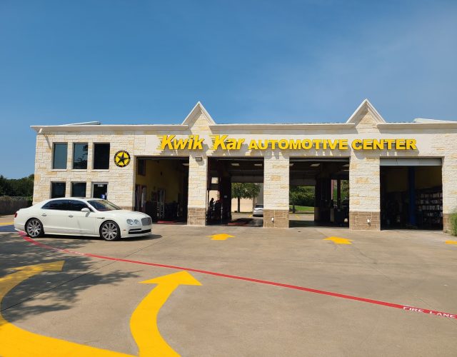 Kwik Kar Oil Change & Auto Care of Colleyville 3