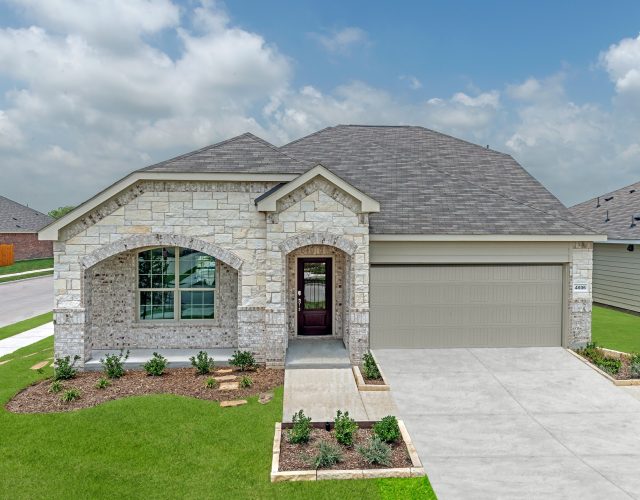 Lennar at Azle Grove 2