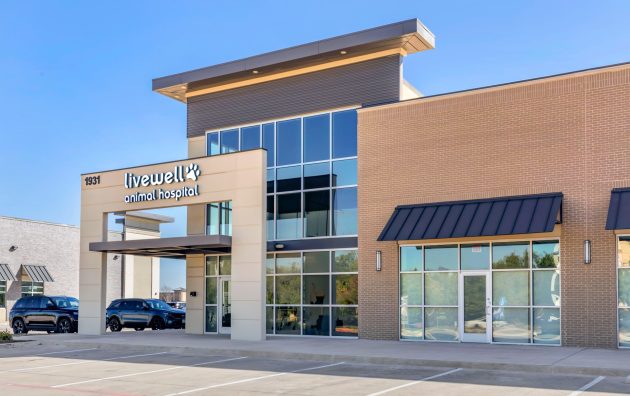 Livewell Animal Hospital of Little Elm 6