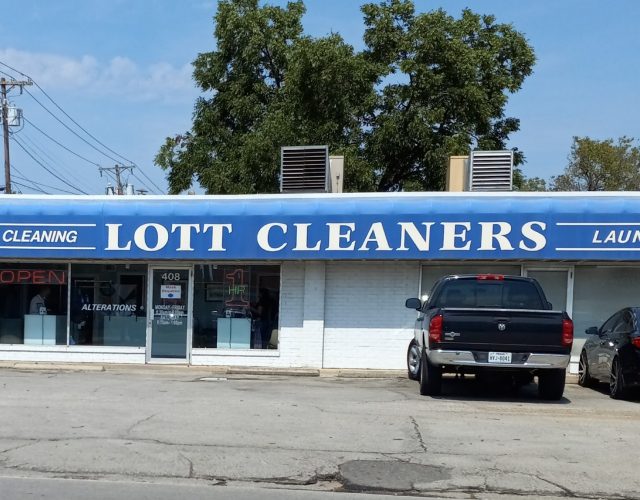 Lott Cleaners & Laundry 5