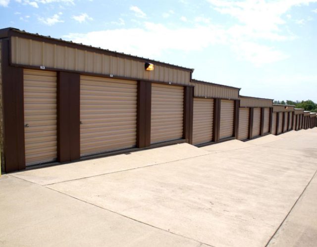 Macho Self Storage Red Oak 3