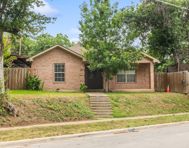 The Brandon Small Group | Realtor: Cedar Hill, Glenn Heights, DeSoto, Red Oak, Dallas County 3