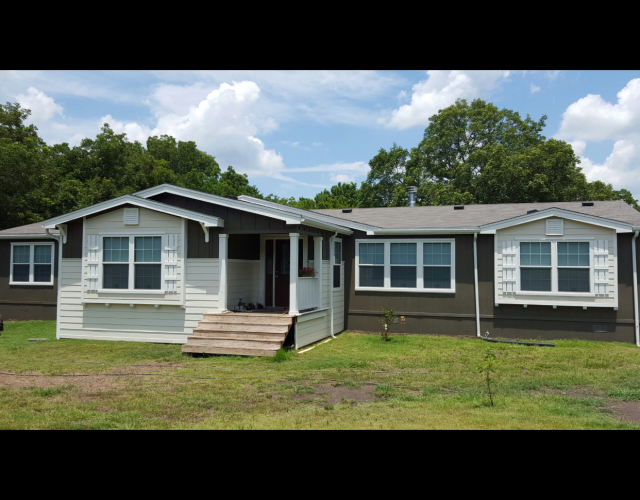 Top Notch Mobile Home Leveling & Skirting Installation East 2