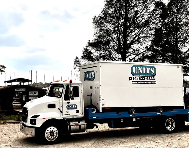 UNITS Moving & Portable Storage of Dallas-Fort Worth 2